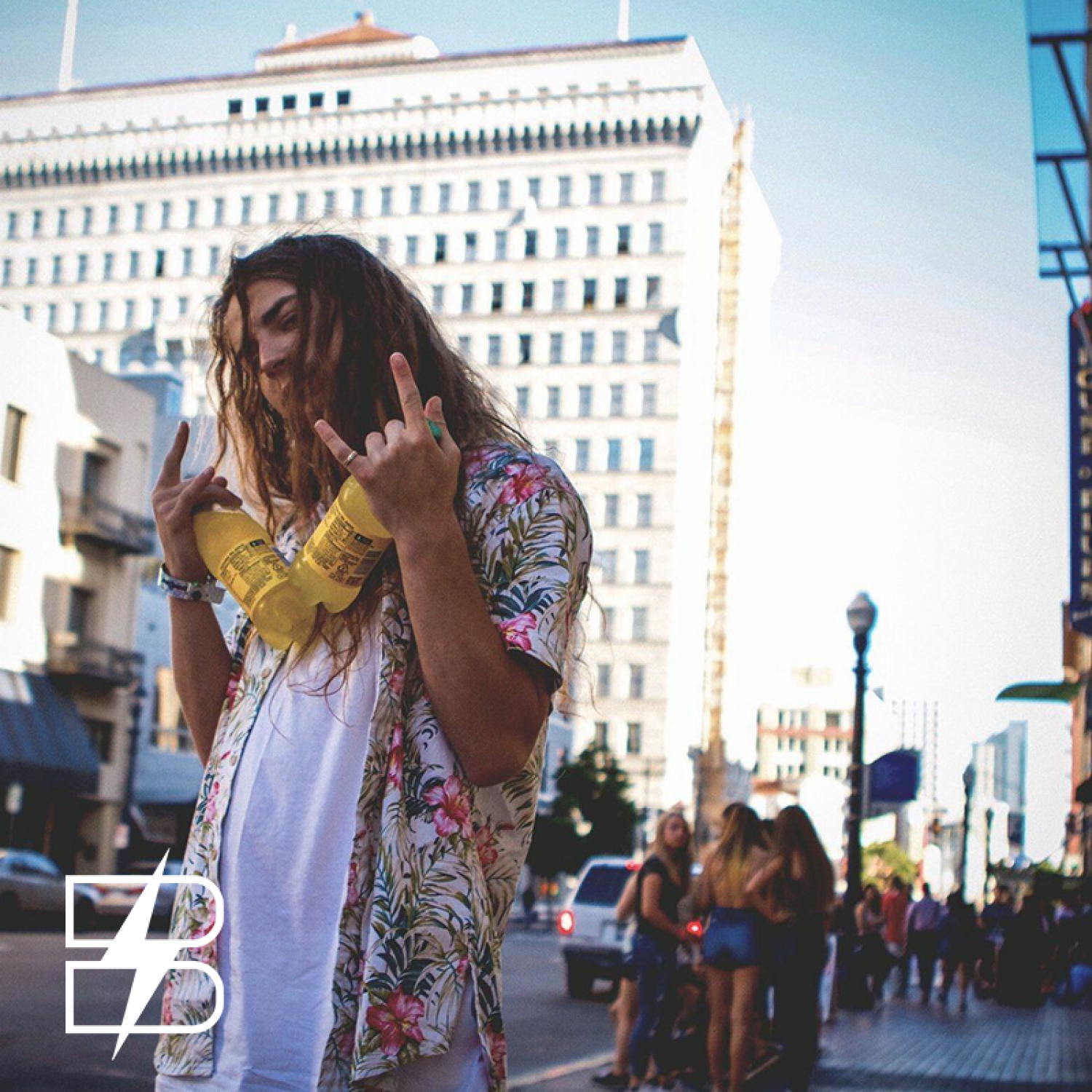 Yung trappa versus. Yung pinch. Sarachcurr yung pinch in on photo. Yung pinch. Yung pinch via twitter.